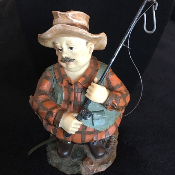 VINTAGE Fisherman Figurine - Picture 2 of 13